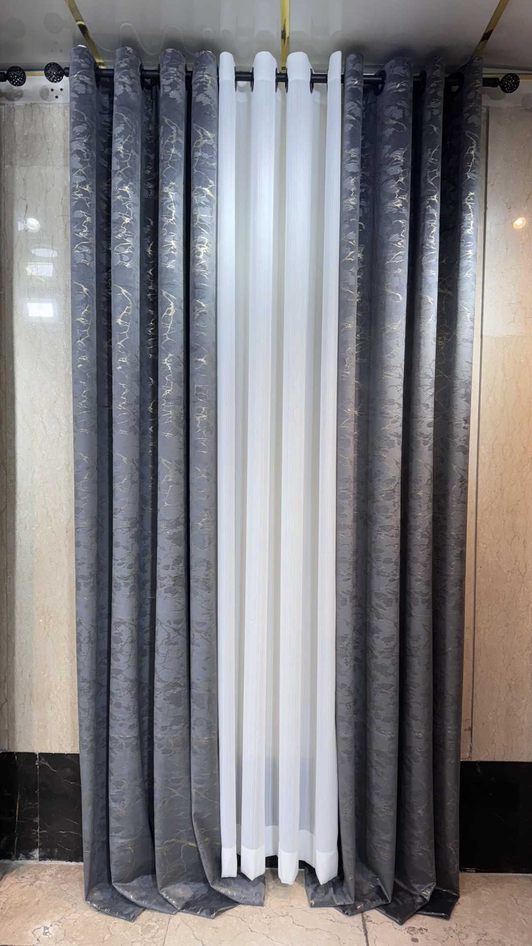 پرده طلاکوب وارداتی رنگ طوسی تیره